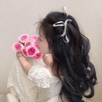 监狱三年后她登临至高